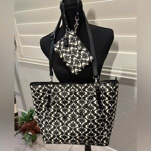 Coach Peyton Dream C  Monochrome Signature Tote and Peyton dream small wristlet